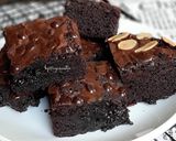 Foto langkah ke 3 dari resep Fudgy brownies.