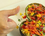 Foto del paso 6 de la receta: Aguacates Rellenos, una excelente idea para los días de calor
