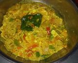 Foto langkah ke 3 dari resep Seblak sayur bumbu kuning pedes ala nuryil.