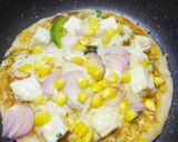 પનીર ટિક્કા પેન પીઝા રેસીપી સ્ટેપ2ફોટો