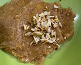 A picture of step 2 of Urad dal halwa.