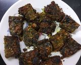 कोथिंबीर वडी (kothimbir wadi recipe in marathi) रेसिपी स्टेप 5 फोटो 