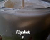 Foto langkah ke 2 dari resep Es Alpukat + Susu Karamel=Durian.
