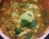 முட்டை நூடுல்ஸ் சூப் (muttai noodles soup recipe in tamil) ரெசிபி ஸ்டேப் 3 புகைப்படம்