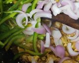 A picture of step 4 of Chicken Paneer Reshmi Handi.