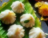 A picture of step 4 of Ukadichi Modak.