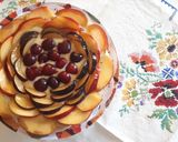 Foto del passaggio 7 della ricetta Crostata alla frutta fresca e crema pasticcera