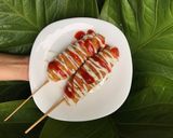 Foto langkah ke 5 dari resep Corndog simple.