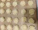 Foto langkah ke 3 dari resep Semprit (eggless).