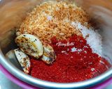 A picture of step 3 of Zanzanit Dry Garlic Chutney.