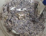 A picture of step 3 of Berry Berry oatilicious.