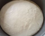 Foto langkah ke 3 dari resep Pizza Soziz Tabur keju Sederhana.