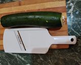 Foto del passaggio 1 della ricetta Tagliatelle al limone e crema di zucchine