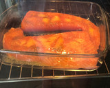 Foto del paso 3 de la receta: Salmón al horno con mantequilla y eneldo