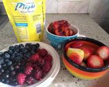 Foto del paso 1 de la receta: Crema de Helado de Frutos Rojos Light