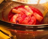 Hình bước làm 2 của món Chuối sốt siro thanh long