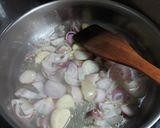 Foto langkah ke 3 dari resep ✨️Oseng Suwir Ikan Pindang.