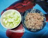 水煮大黃瓜雞胸肉的食譜步驟1照片