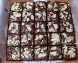 Foto langkah ke 6 dari resep Fudgy & Shiny Crust Brownies Selai Coklat | Tanpa DCC.