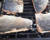 A picture of step 2 of Habatchi Salmon.