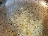 Fideos con salsa rápida y económica