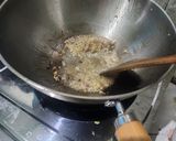 Foto langkah ke 2 dari resep Mie Goreng Gurih (Tanpa Kecap).