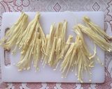 Foto langkah ke 1 dari resep Jamur Enoki goreng renyah.