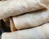 A picture of step 2 of Spring rolls with leftover mixed vegetables.