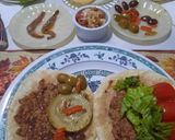 A picture of step 4 of Flatbreads with Ground Beef and More.