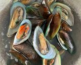 Foto langkah ke 1 dari resep Kerang Saos Tiram.