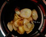 A picture of step 15 of Kerala kadala curry.
