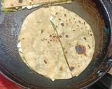 A picture of step 4 of Cheese Paratha Sandwich.