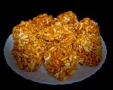 गुड़ मुरमुरे के लड्डू (gur murmure ke ladoo recipe in Hindi) रेसिपी चरण 5 फोटो