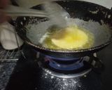 A picture of step 2 of Garlic poori.