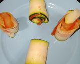 Foto del paso 2 de la receta: Popietas de calabacín con carpaccio de tomate