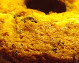 Túrós kuglóf mazsolás sütőporral recept fázis 2 fotója