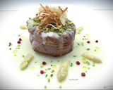 Foto del passaggio 8 della ricetta Filetto di vitello con crema di asparagi, e cipolla fritta