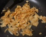 A picture of step 4 of Caramelized Onion.
