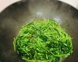 Foto langkah ke 4 dari resep Tumis kangkung belacan.
