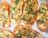 Hình bước làm 5 của món Bánh mì nướng bơ tỏi
