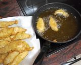 Foto del paso 2 de la receta: Tempura de gallo con papas cocidas con piel y mayonesa