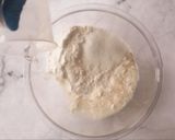 Foto langkah ke 1 dari resep Cheese Bread - Roti tanpa telur.