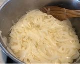 Foto del paso 2 de la receta: Cebolla frita con salsa de zanahoria