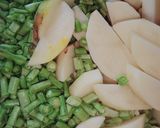 बींस आलू की सब्जी(beans aloo ki sabzi recipe in hindi) रेसिपी चरण 1 फोटो