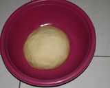 Foto langkah ke 3 dari resep Pizza sosis simple.