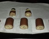 Foto langkah ke 8 dari resep Chocolate Spiral Mantow Buns.