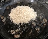 Foto del paso 4 de la receta Arroz negro con sepia