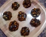 A picture of step 7 of Buttery jaggery badam chikki.