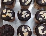 Foto langkah ke 5 dari resep Chocolate Muffin.