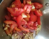 A picture of step 1 of Paneer jalfrezi.